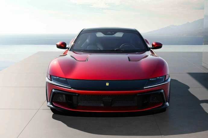 Ferrari Luce face avant